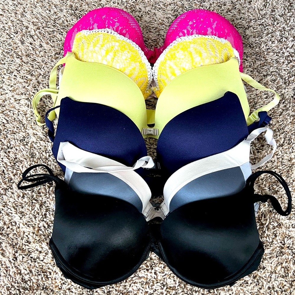 Very sexy Victoria secret Bras